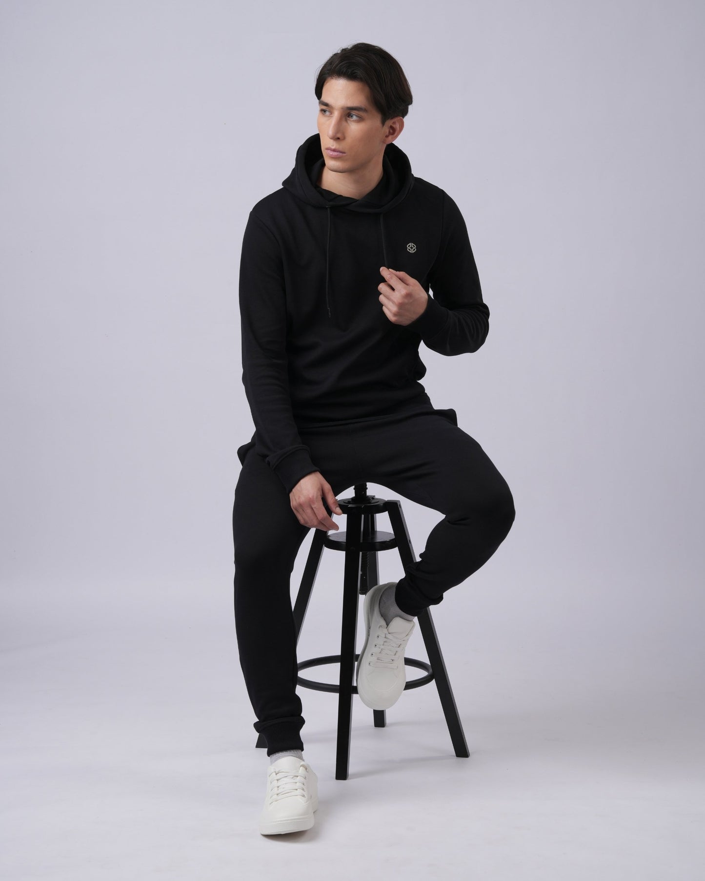 Men's Slimfit OverHead Hoodie
