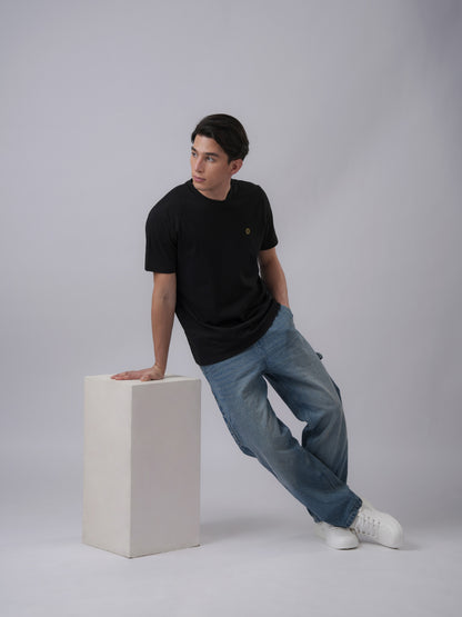 Men's regular fit everyday wear minimal design printed organic cotton black t-shirt - side view - Lexanber UK