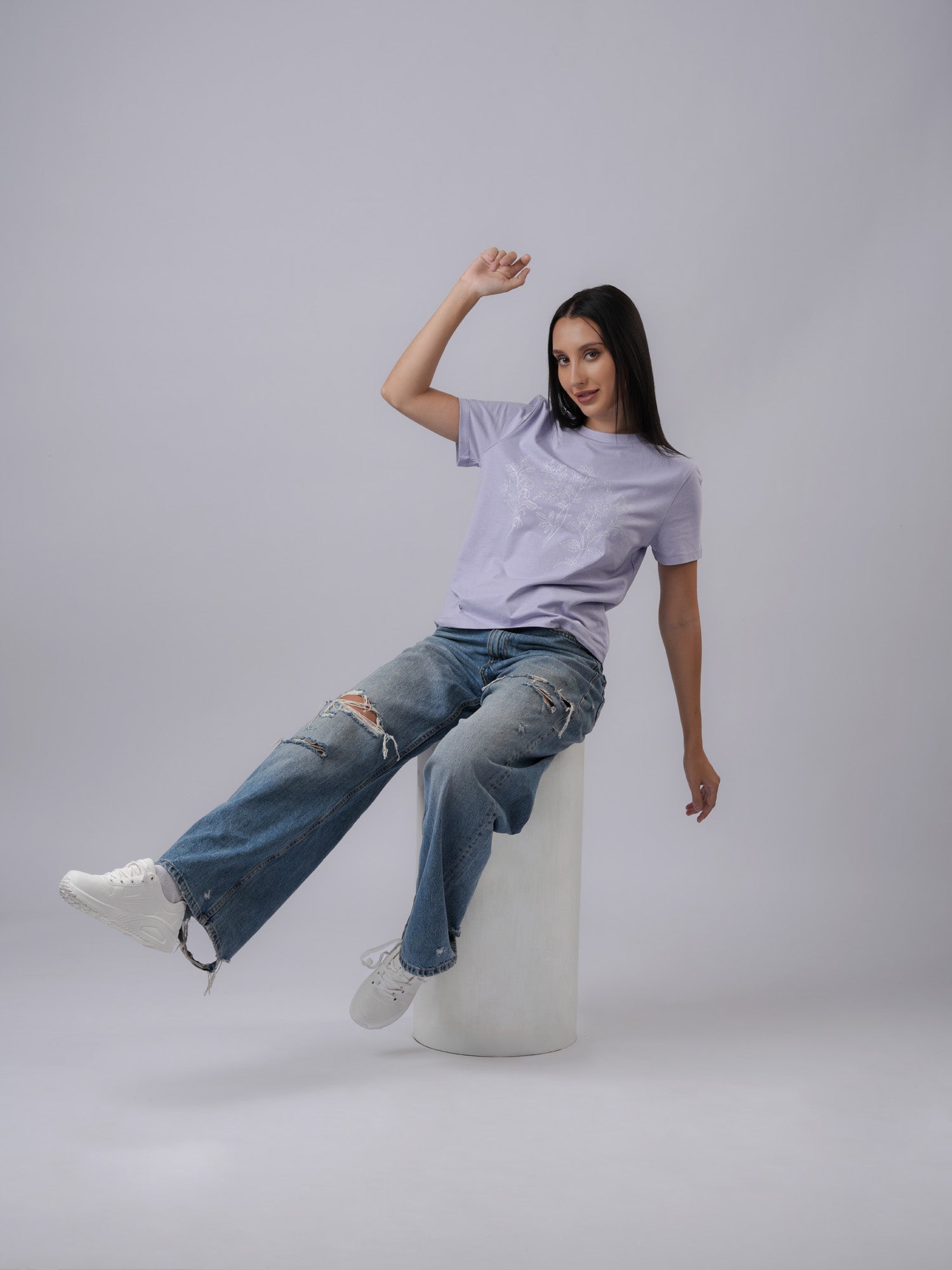 Model wearing organic cotton printed floral regular fit lavender t-shirt - Lexanber UK