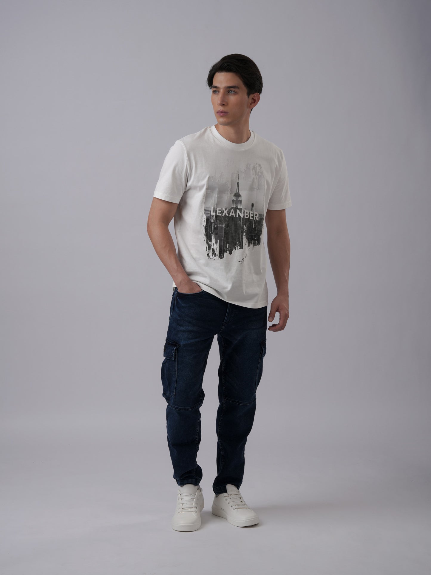 Organic cotton city scape New York Graphic T-Shirt in crisp white - front view2 - Lexanber UK