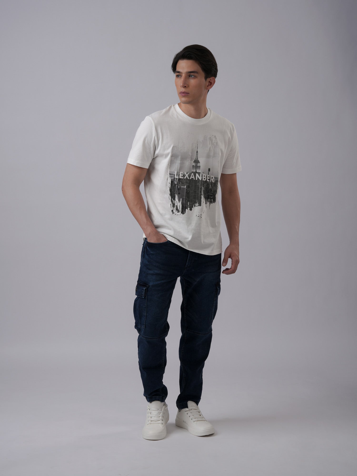 Organic cotton city scape New York Graphic T-Shirt in crisp white - front view2 - Lexanber UK